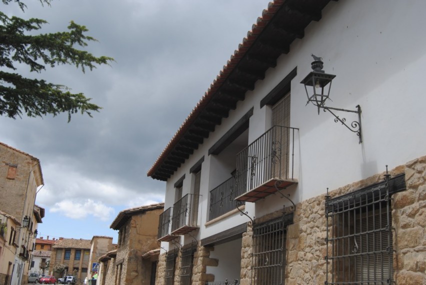 Las farolas de Rubielos muestran la historia más íntima de sus habitantes