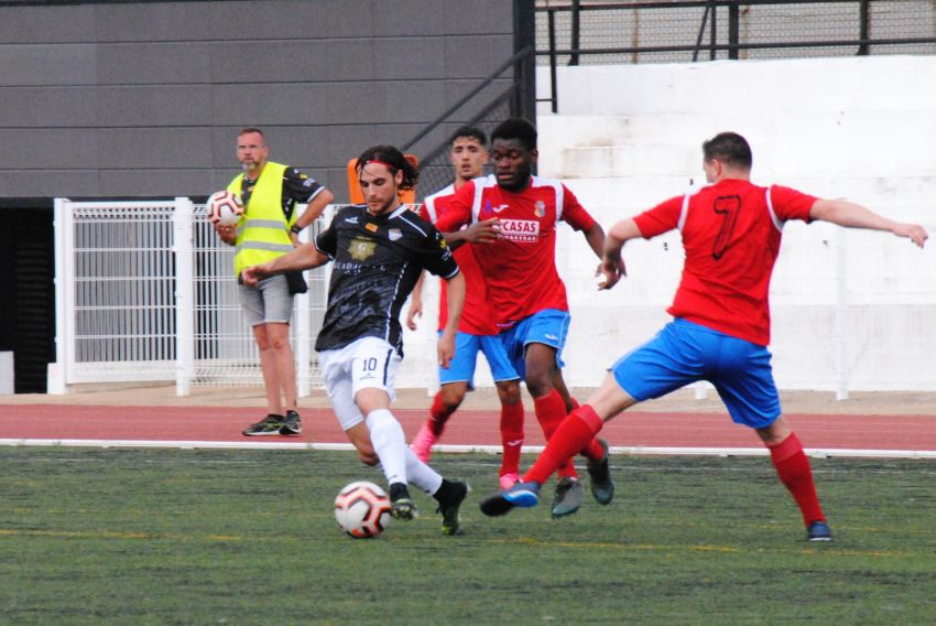 La juventud del Alcañiz se impone en el derbi ante el Alcorisa