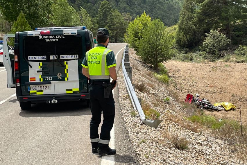 Un muerto en un accidente de moto en la A-1704 a la altura de Calomarde