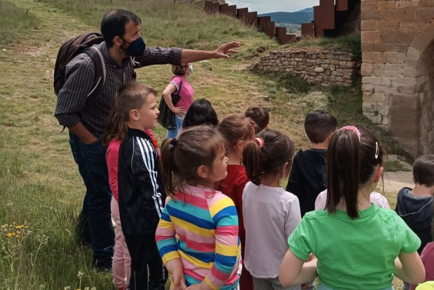 Los niños del CRA Palmira Plá descubren su patrimonio cultural y natural