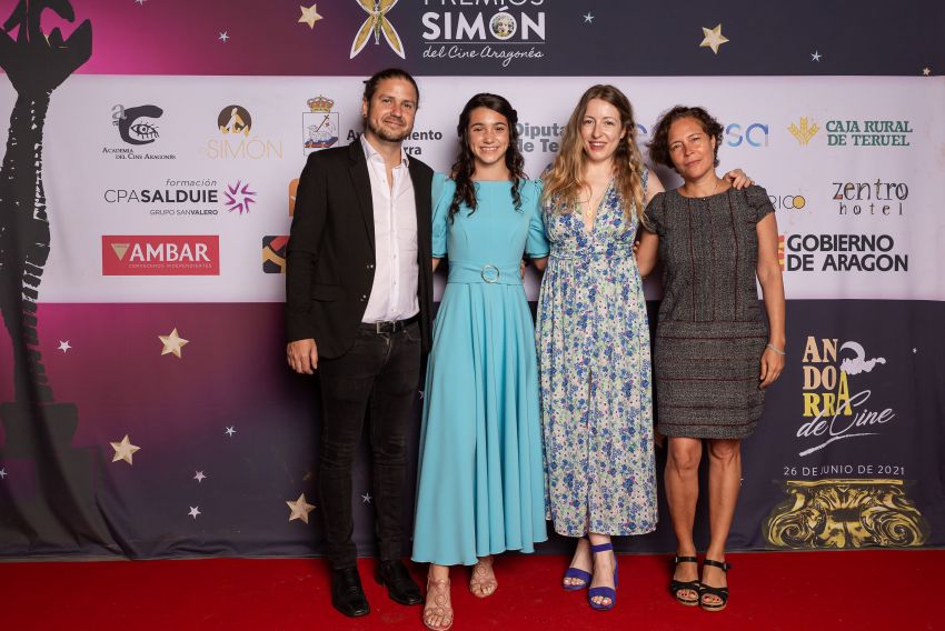 Los Premios Simón se rinden a la película 'Las Niñas', de Pilar Palomero