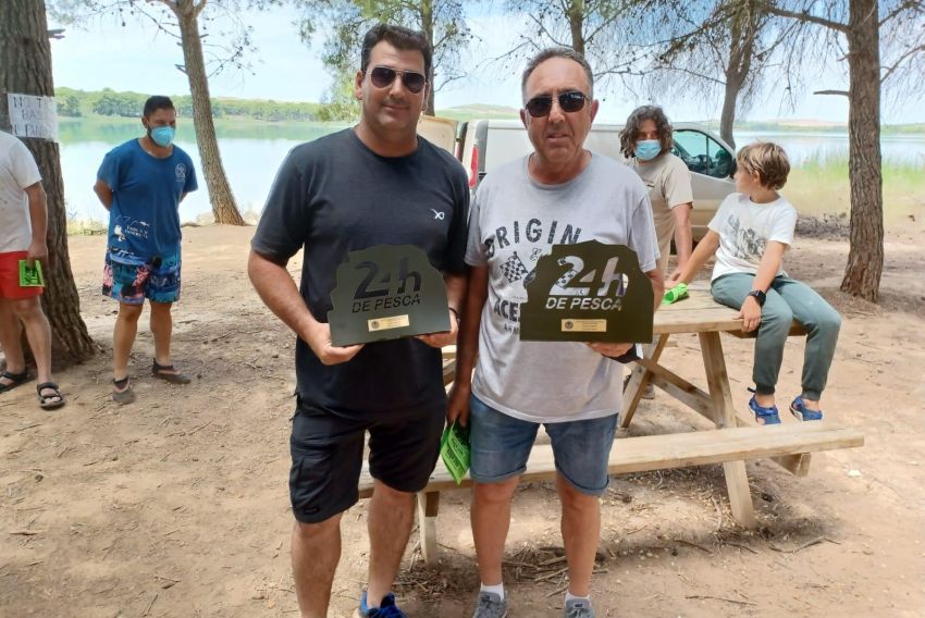 Andrés Parrado y Pedro Ponz se imponen en las 24 horas de pesca de Alcañiz