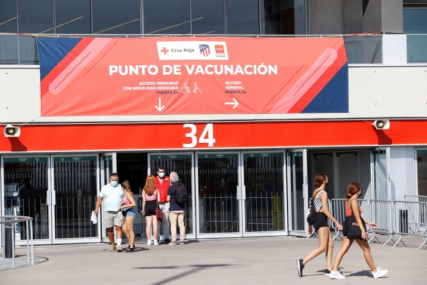 España se emplaza a la semana que viene para decidir sobre la tercera dosis de la vacuna