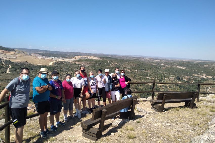 Más de mil personas han participado en las visitas estivales de la Sierra de Arcos