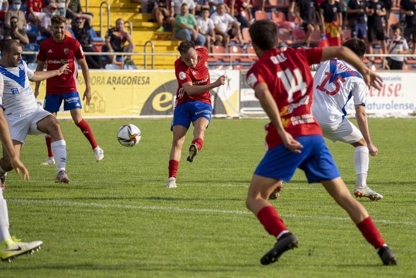 El CD Teruel suma su primera victoria en Segunda RFEF