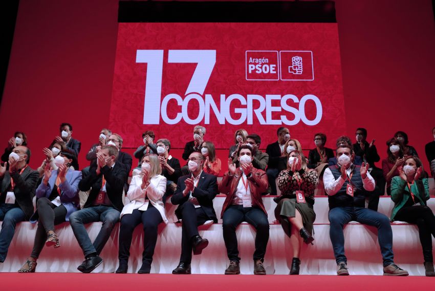 Lambán refuerza su liderazgo de un PSOE aragonés que se encuentra 