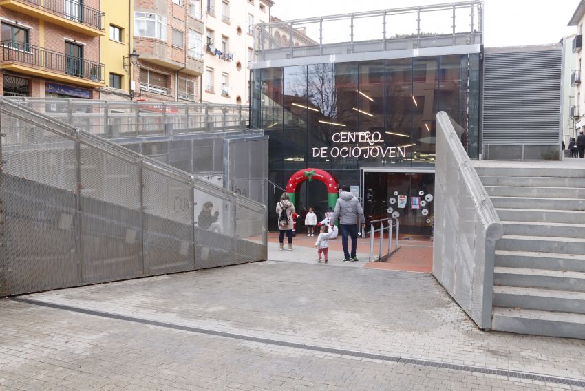 El Centro de Ocio Joven abre durante toda la semana con actividades para niños y adolescentes