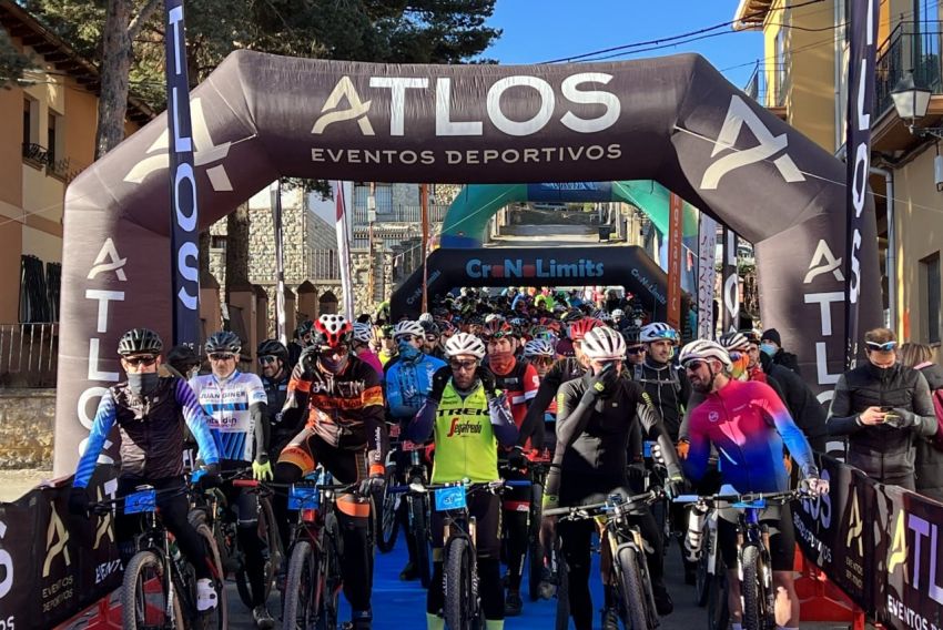 Carlos Gutiérrez calienta el IV Duatlón Invernal de Bronchales