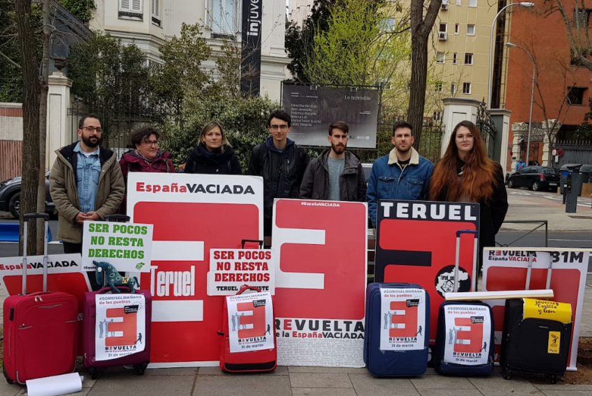 Tercer aniversario de la Revuelta de la España Vaciada: los Jóvenes reivindican en Madrid planes de empleo al Injuve