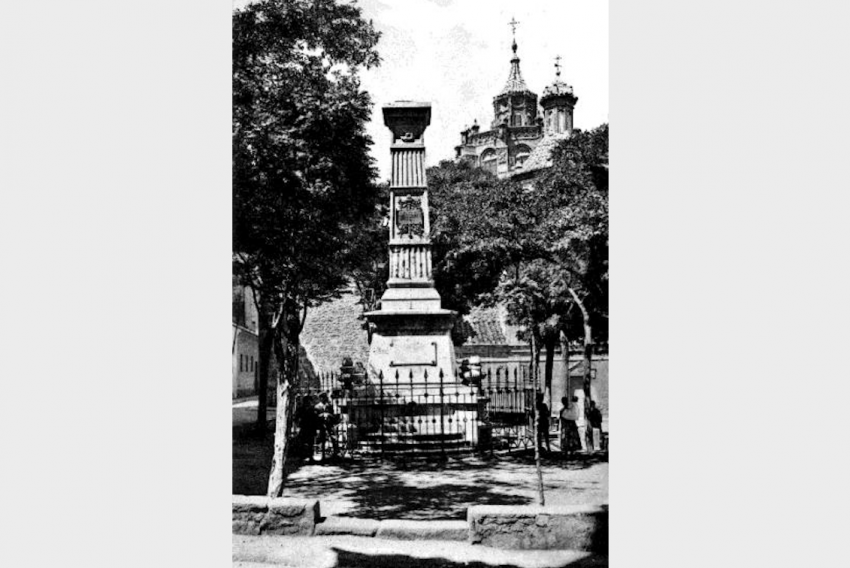 La Federación Vecinal plantea rememorar  el monumento a los Héroes de la Libertad en la plaza de la Marquesa