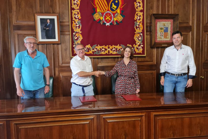 Firmado el convenio entre Ayuntamiento de Teruel e Interpeñas por el que el consistorio contribuye con 100.000 euros al funcionamiento de la entidad