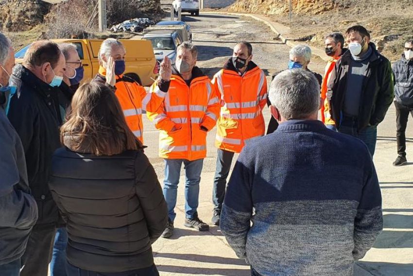 Finalizan las obras en la carretera A-1702 entre Villarluengo, Cañada de Benatanduz y el cruce con la A-226