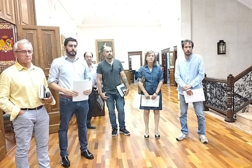 Cuatro grupos municipales de la oposición reiterarán hoy responsabilidades a la alcaldesa de Teruel por la caída de Torico