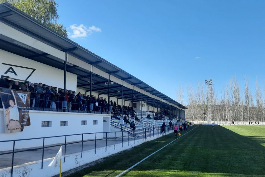 El Andorra explicará a sus socios que ya cuenta con la mitad de la deuda