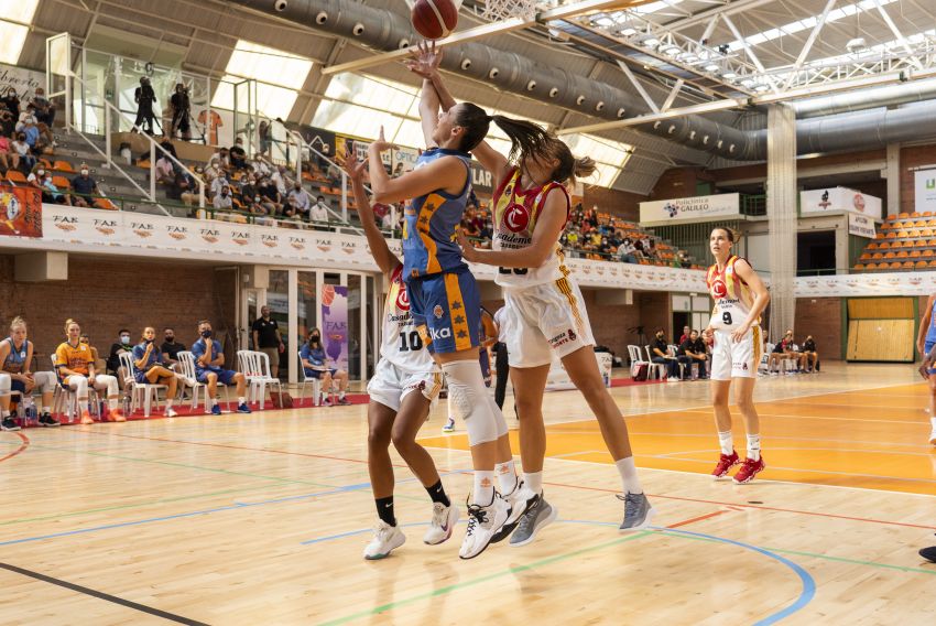 El duelo entre Casademont Zaragoza y Valencia Basket, ahora en femenino