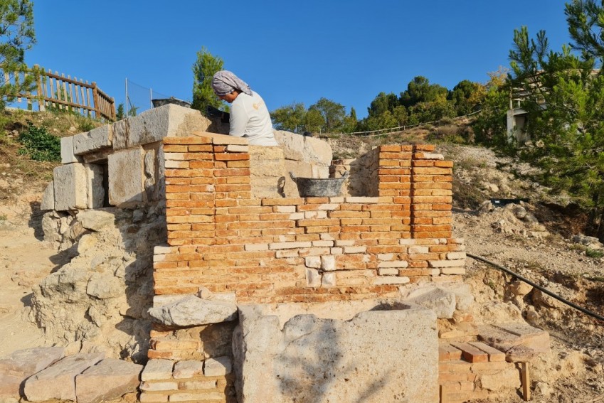 La recuperación del Arquillo y la adecuación de la fuente del Calvario encaran su recta final