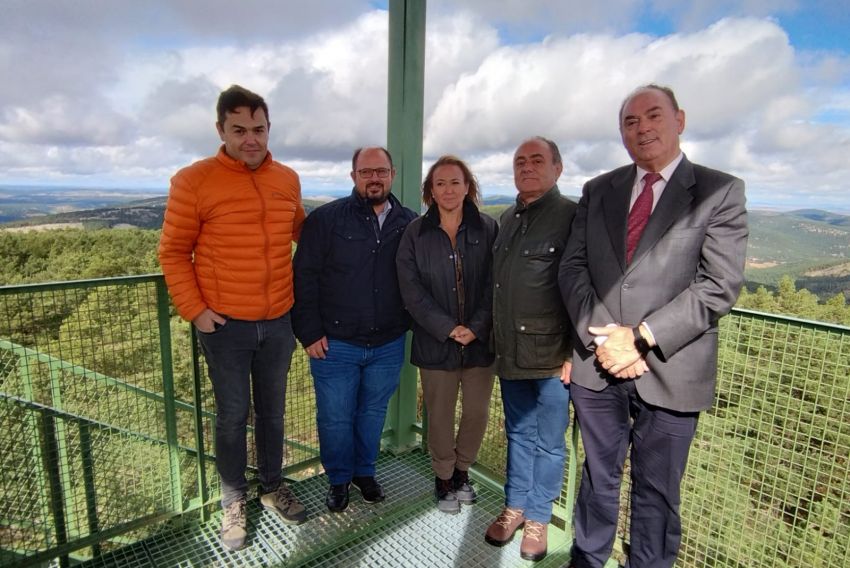 Orihuela del Tremedal inaugura un mirador en el pico Caimodorro destinado a fines turísticos