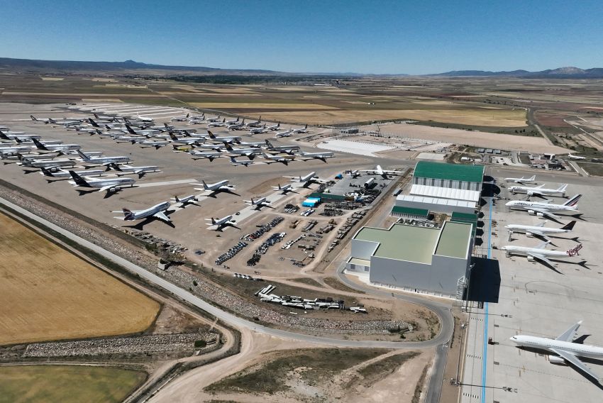 El Aeropuerto de Teruel alcanza su décimo aniversario superando las 18.000 operaciones y en plena expansión