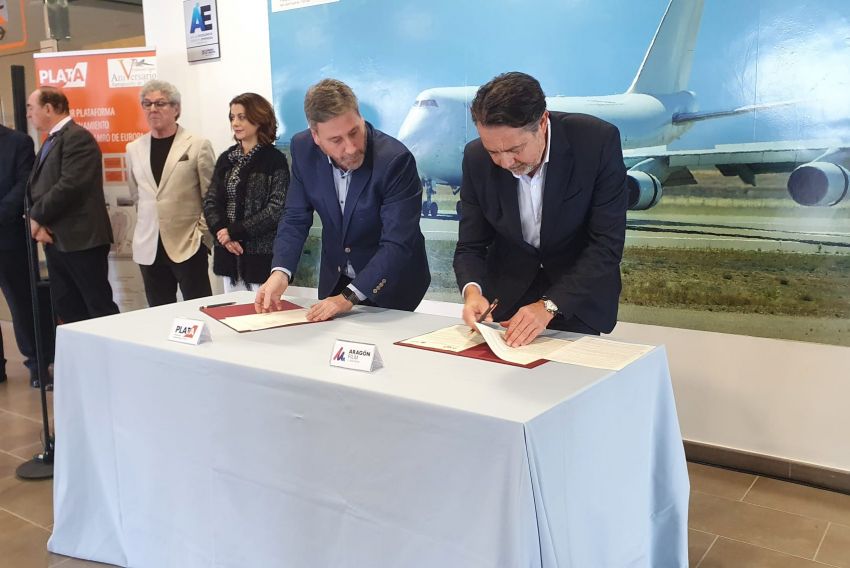 El Aeropuerto de Teruel y Aragón Film Commission firman un acuerdo para impulsar los rodajes en las instalaciones