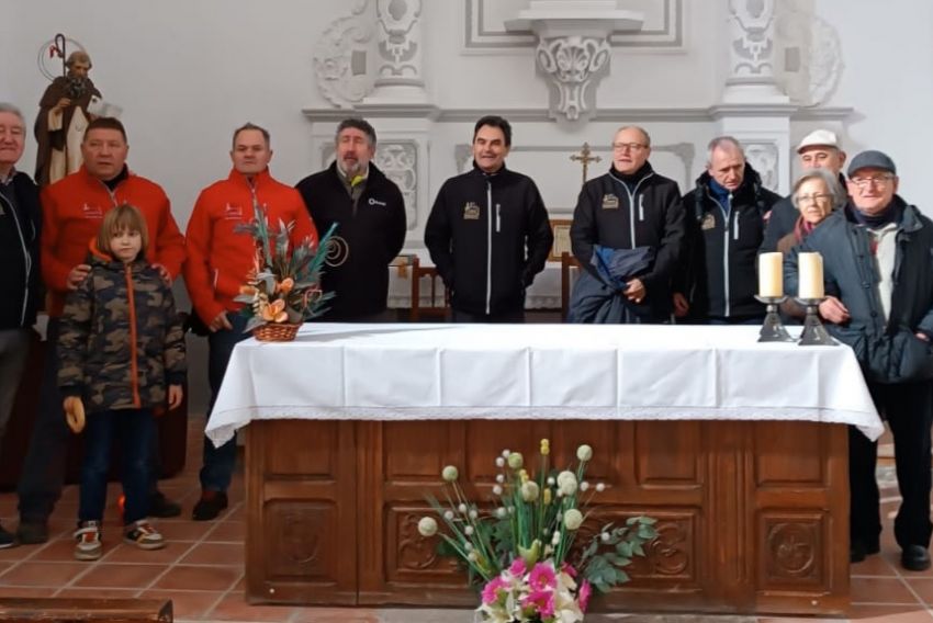 Rubielos de Mora celebra San Antón con procesión y bendición de animales