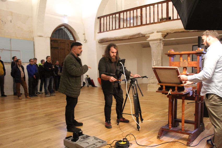 José Ángel Guimerá le sigue la pista a los incunables de Híjar en ‘El legado de Alantansí’