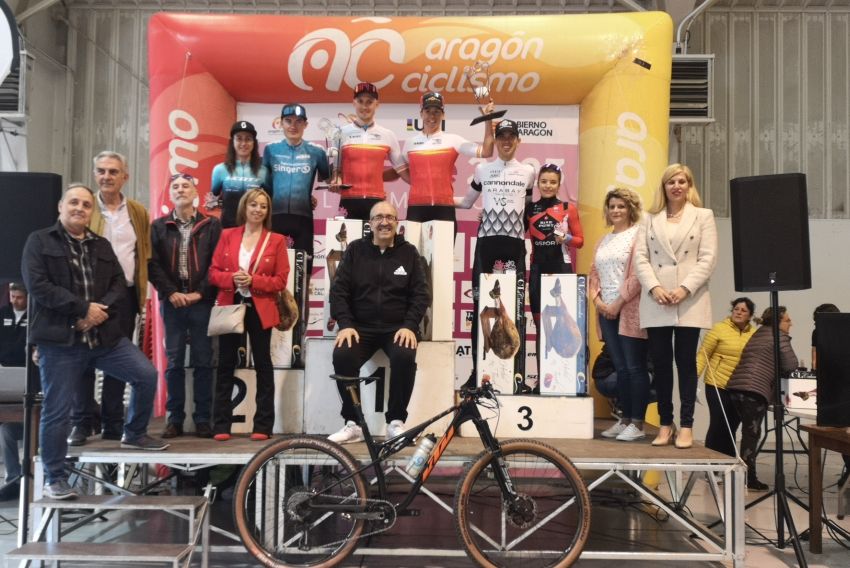 Simon Stiebjahn y Tessa Kortekaas, ganadores de la Jamón Bike