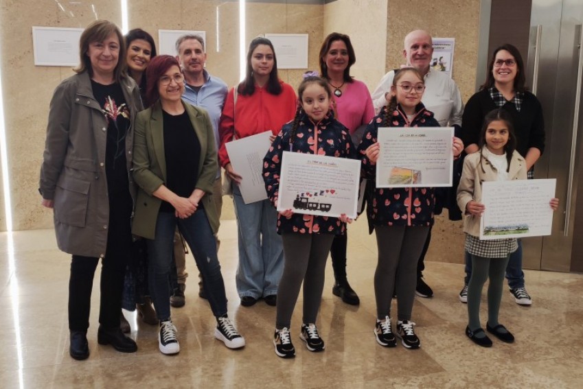 Los relatos ganadores del III Concurso Teruel Cuenta se exponen en el centro San Julián