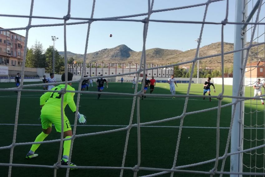 Al Utrillas se le escapa la victoria en un final accidentado y con polémica (1-1)