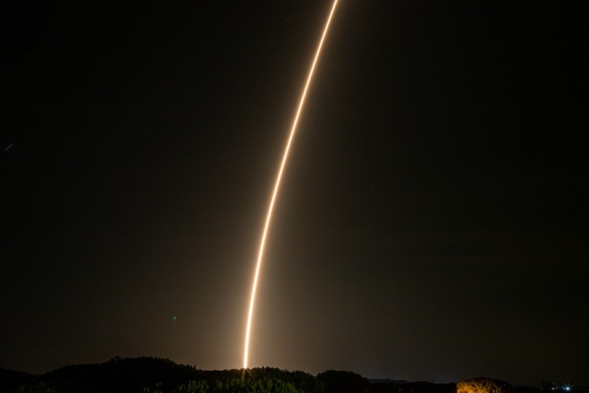 Pedro Sánchez destaca que el lanzamiento del Miura 1 sitúa a España en la vanguardia espacial