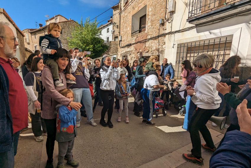 Generar arraigo y disponer de soberanía para elegir el futuro, los pilares para mantener con vida los pueblos