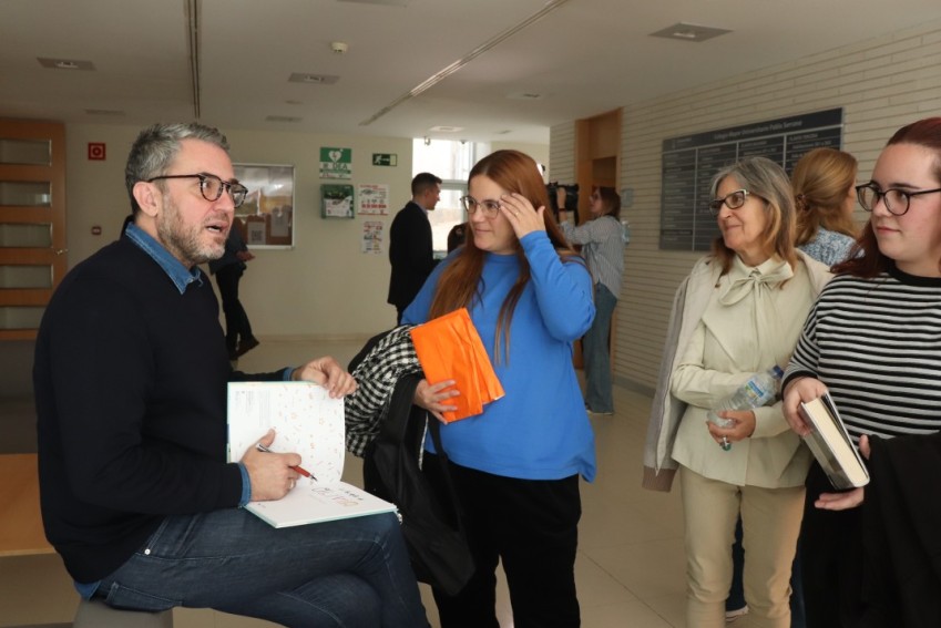 Máximo Huerta: “Hay muchos tipos de censura y da mucho miedo, cuantos más libros lees más libre eres”