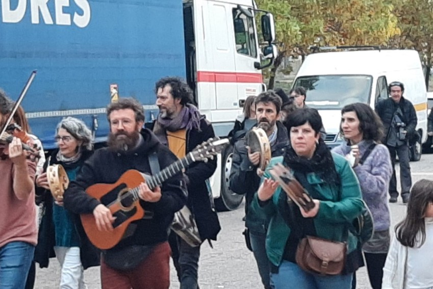 El interés por el I Encuentro de Folclore deja pequeñas las aulas del Parque de la Minería de Utrillas