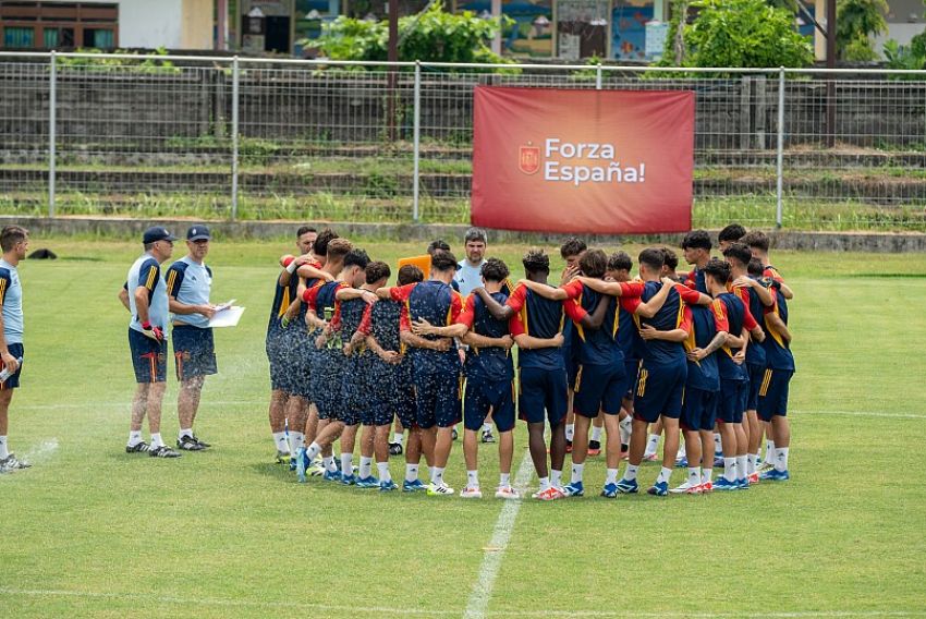 Juan Hernández, titular en el debut de la selección en el Mundial sub-17