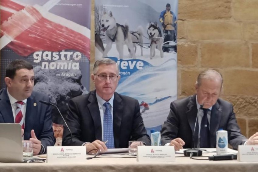 Blasco espera cerrar un 2023 con niveles récord de ocupación turística en Aragón