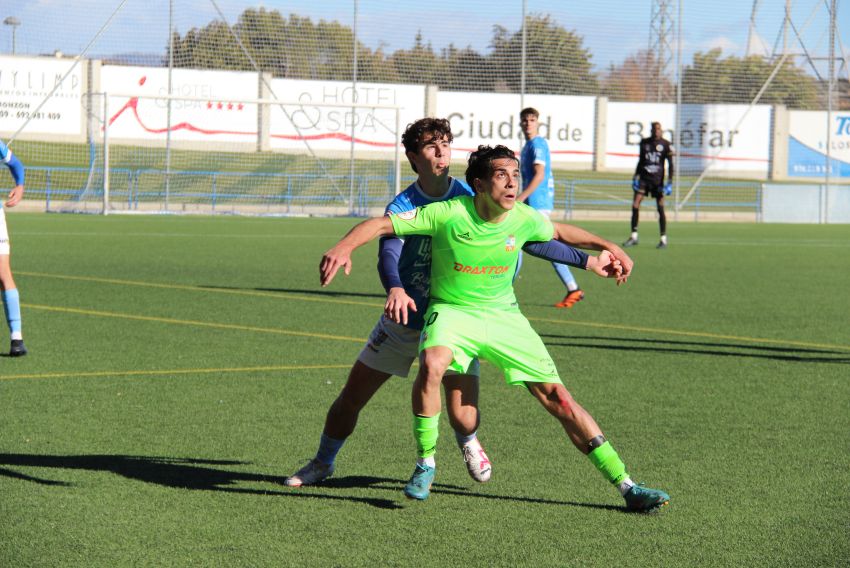 El Utrillas se lleva carbón de su visita a Binéfar en la recta final de partido (1-0)