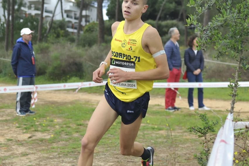 Izan Edo, duodécimo en la Copa de Europa por clubes de Cross