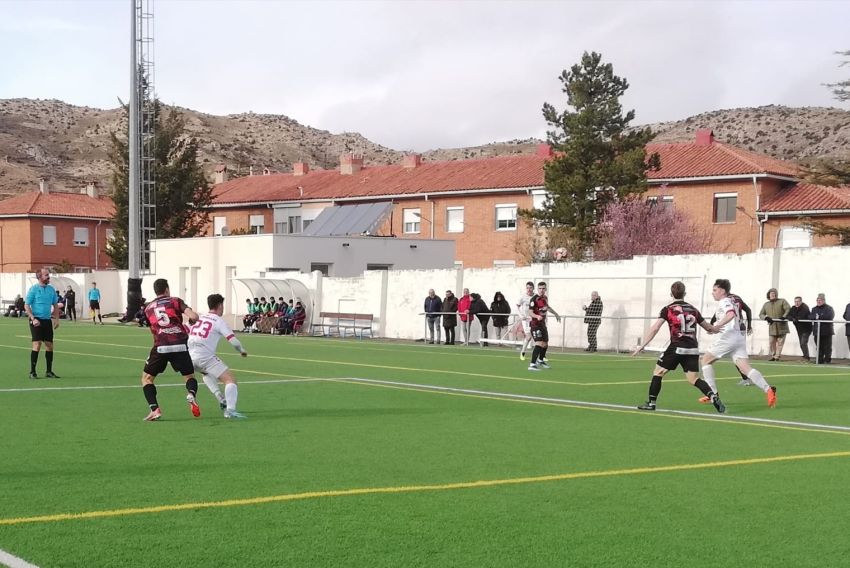 Tamarite nubla los sueños mineros al causar la tercera derrota consecutiva (0-2)