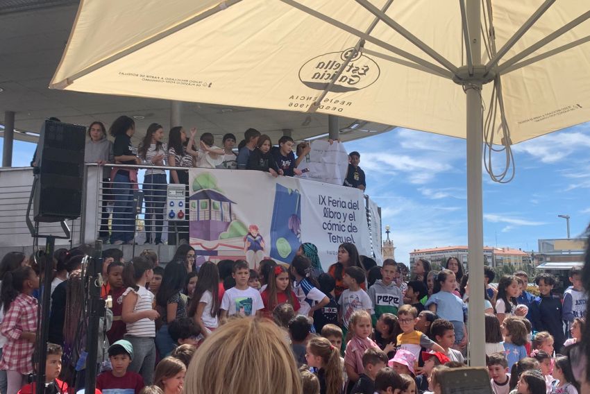 La Feria del Libro de Teruel vivirá este sábado su primer día grande tras un notable inicio