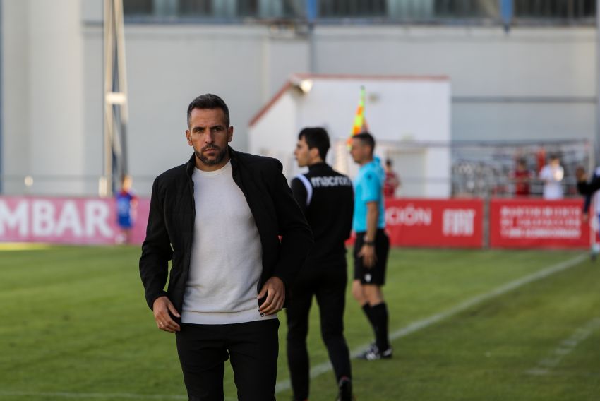 El técnico zaragozano Raúl Jardiel  y el CD Teruel separan sus caminos