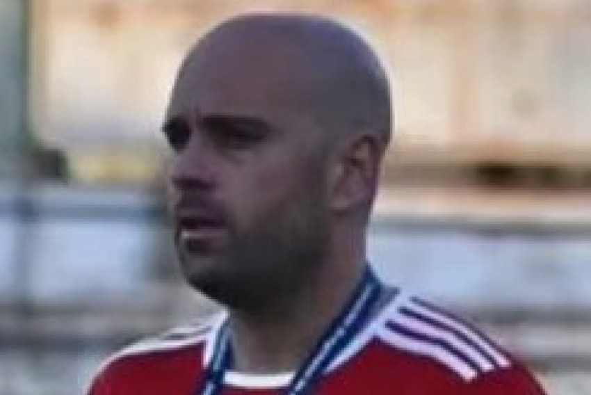 Carlos Gil seguirá como entrenador en el Andorra CF