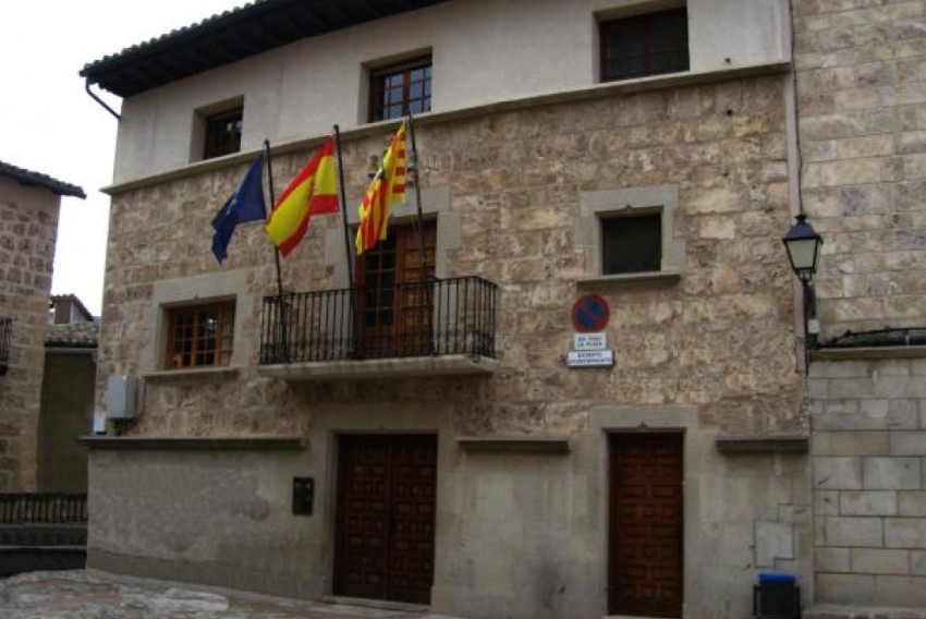 Teruel Existe afea al alcalde de Beceite que se haya puesto un salario de 25.500 euros, el máximo permitido