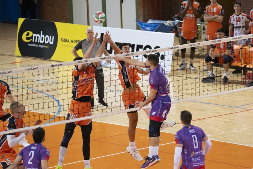 El Pamesa Teruel reclama comer en la mesa de los grandes del voleibol