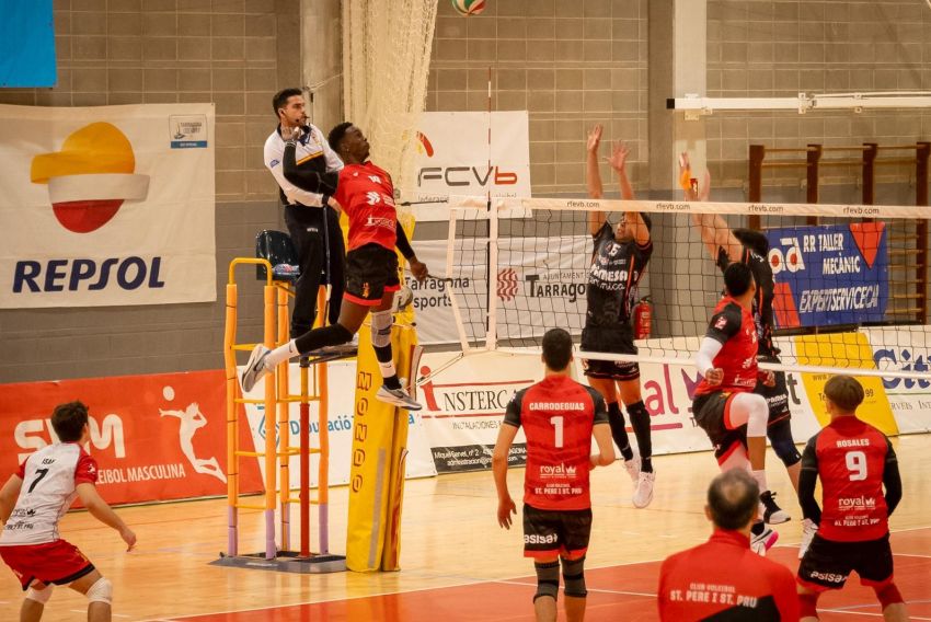 El Pamesa asegura el quinto puesto y espera rival para la lucha por la Superliga