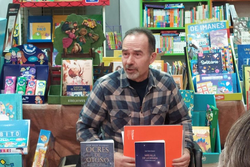 ‘Más allá de la mirada’, los versos del andorrano Juan Galve Gilabert