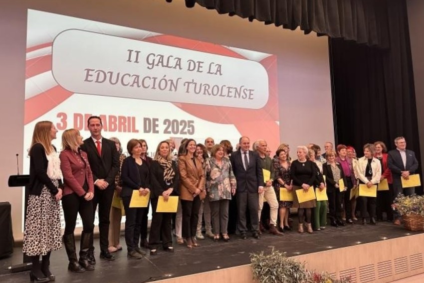 Teruel agradece el compromiso y dedicación del personal jubilado del ámbito educativo en la provincia