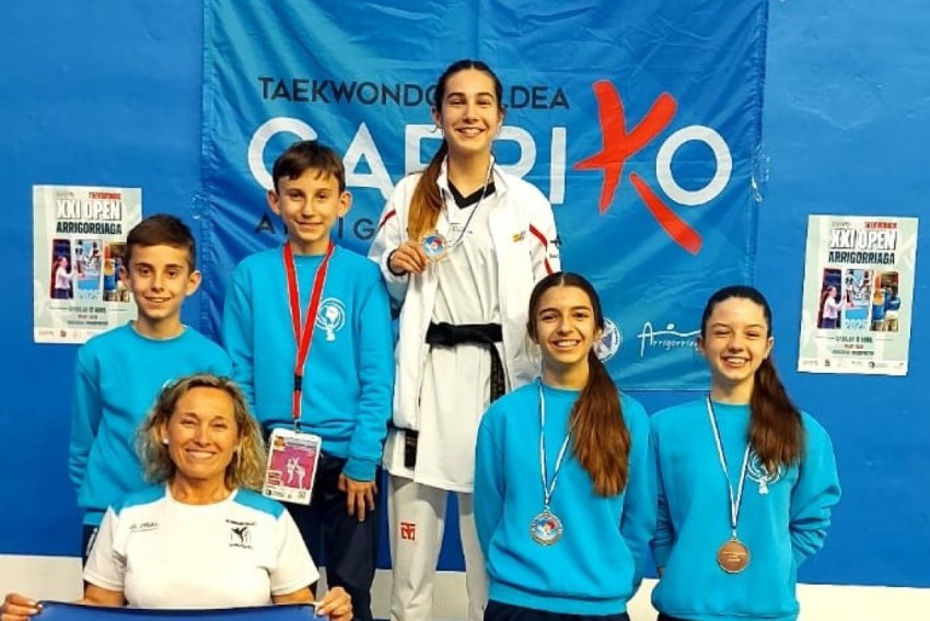 El Yamasuki logra tres bronces en el Open de Arrigorriaga de taekwondo