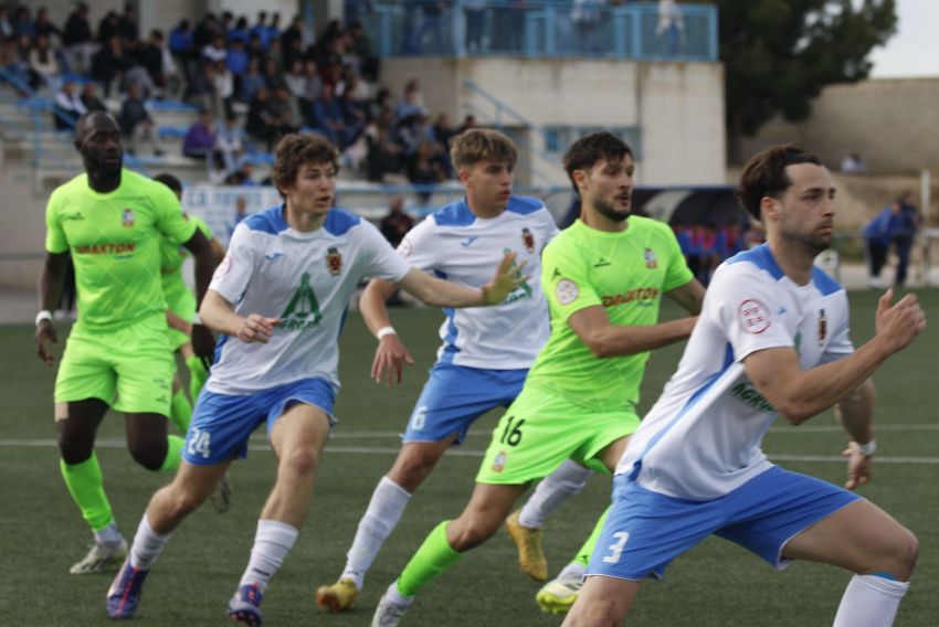 El Utrillas cae ante el colista y se mete en problemas de cara a la recta final (1-0)