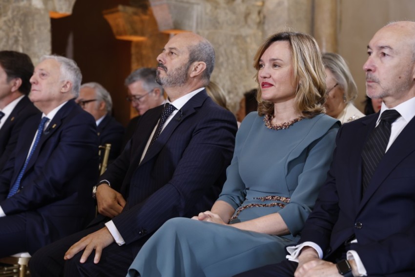 Alegría critica que Azcón 
