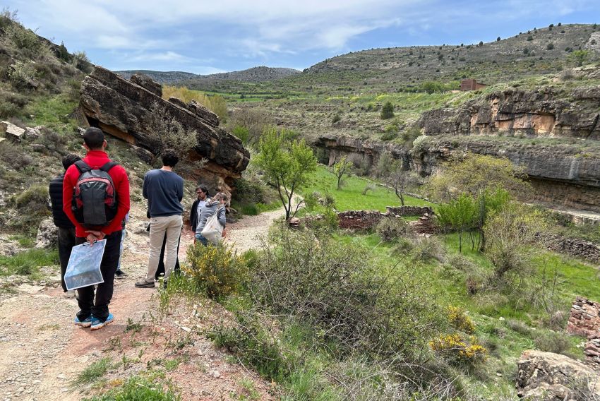 La turistización del barranco del Cabrerizo y la necesidad de proteger del paisaje preocupan a los expertos reunidos en Albarracín
