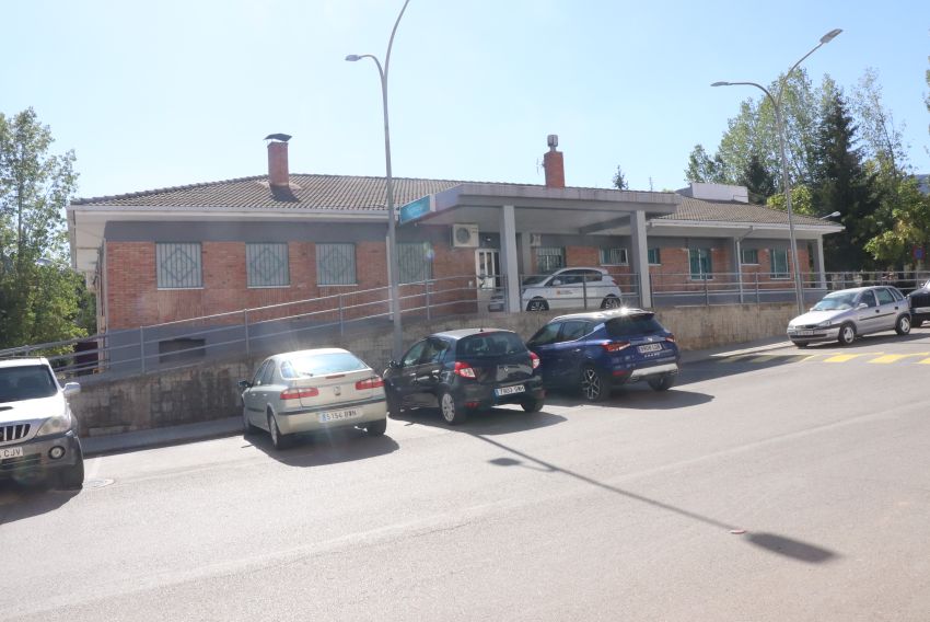 El MAR denuncia la pérdida del servicio de autobús entre los pueblos y el centro de salud